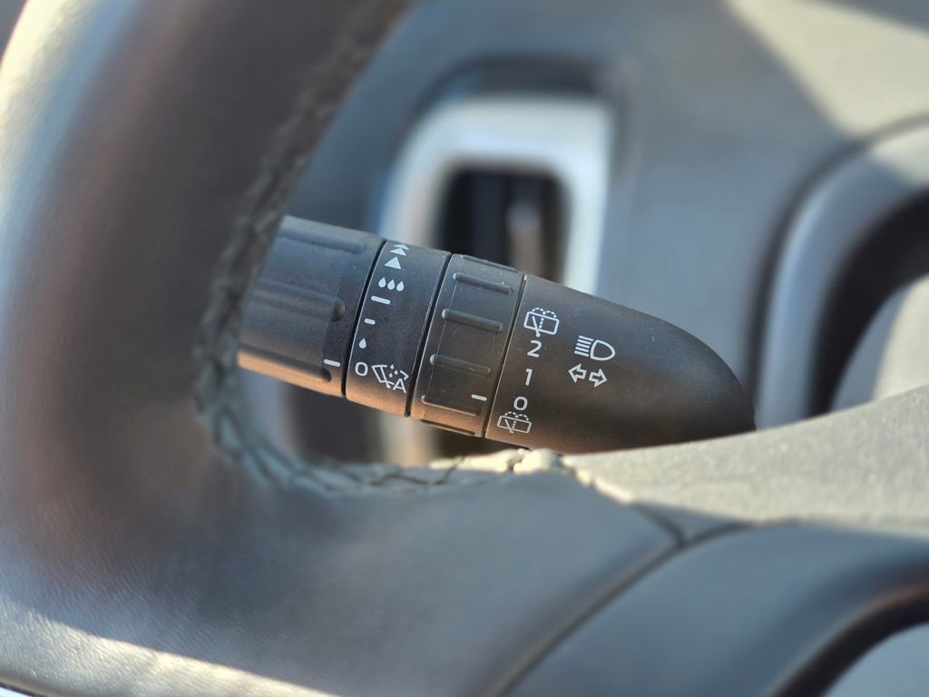 Used 2025 Ford Expedition Max Active AWD/4WD image 44