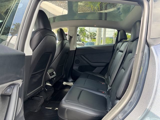 Used 2024 Tesla Model Y Long Range AWD/4WD image 11