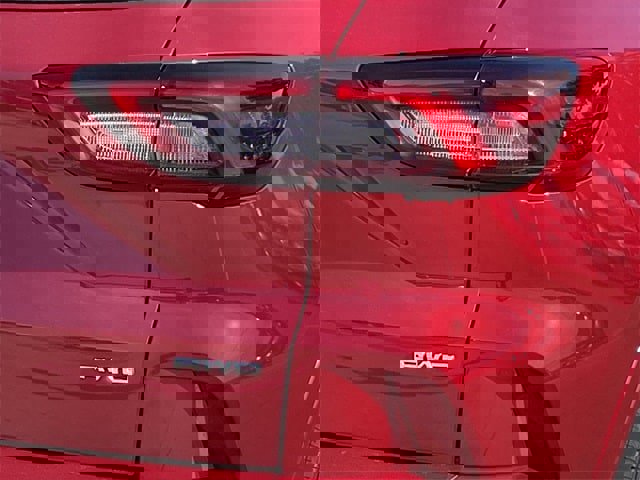 Used 2024 Ford Escape ST-Line image 6