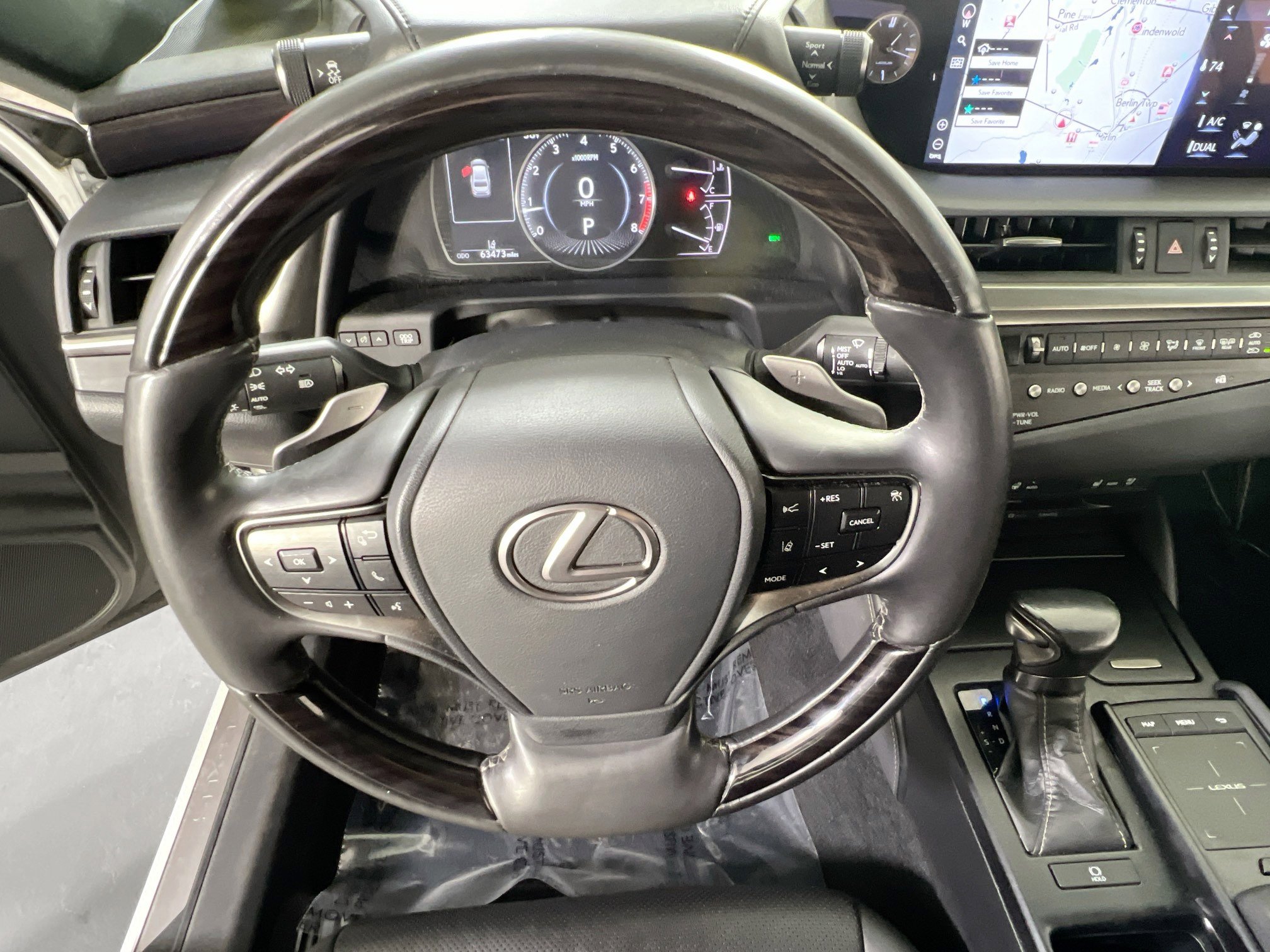 Used 2021 Lexus ES 250 w/ Premium Package image 11