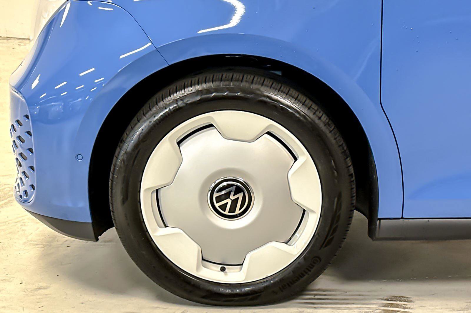 New 2025 Volkswagen ID. Buzz 1st Edition image 26