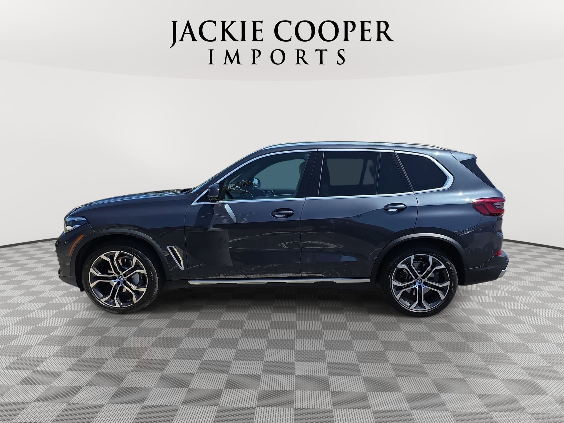 Used 2021 BMW X5 xDrive40i w/ Premium Package AWD/4WD image 8