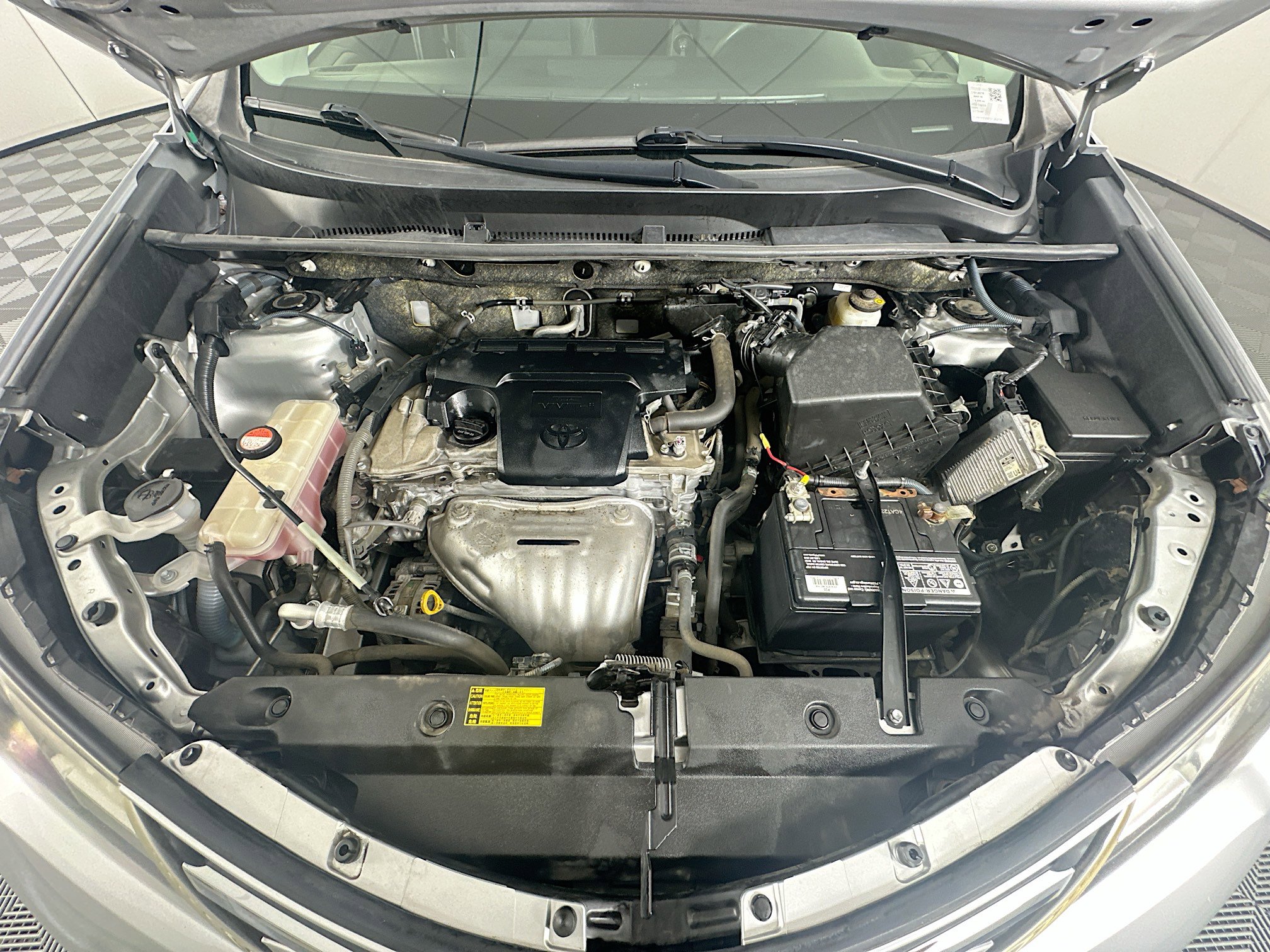 Used 2015 Toyota RAV4 XLE image 32