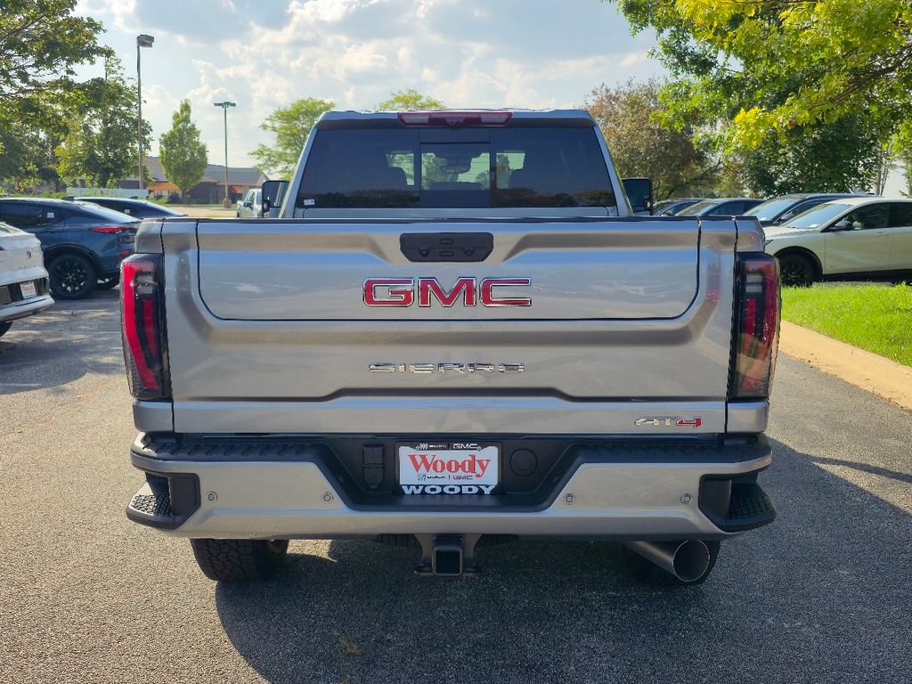 New 2026 GMC Sierra 2500 AT4 w/ AT4 Premium Plus Package AWD/4WD image 8
