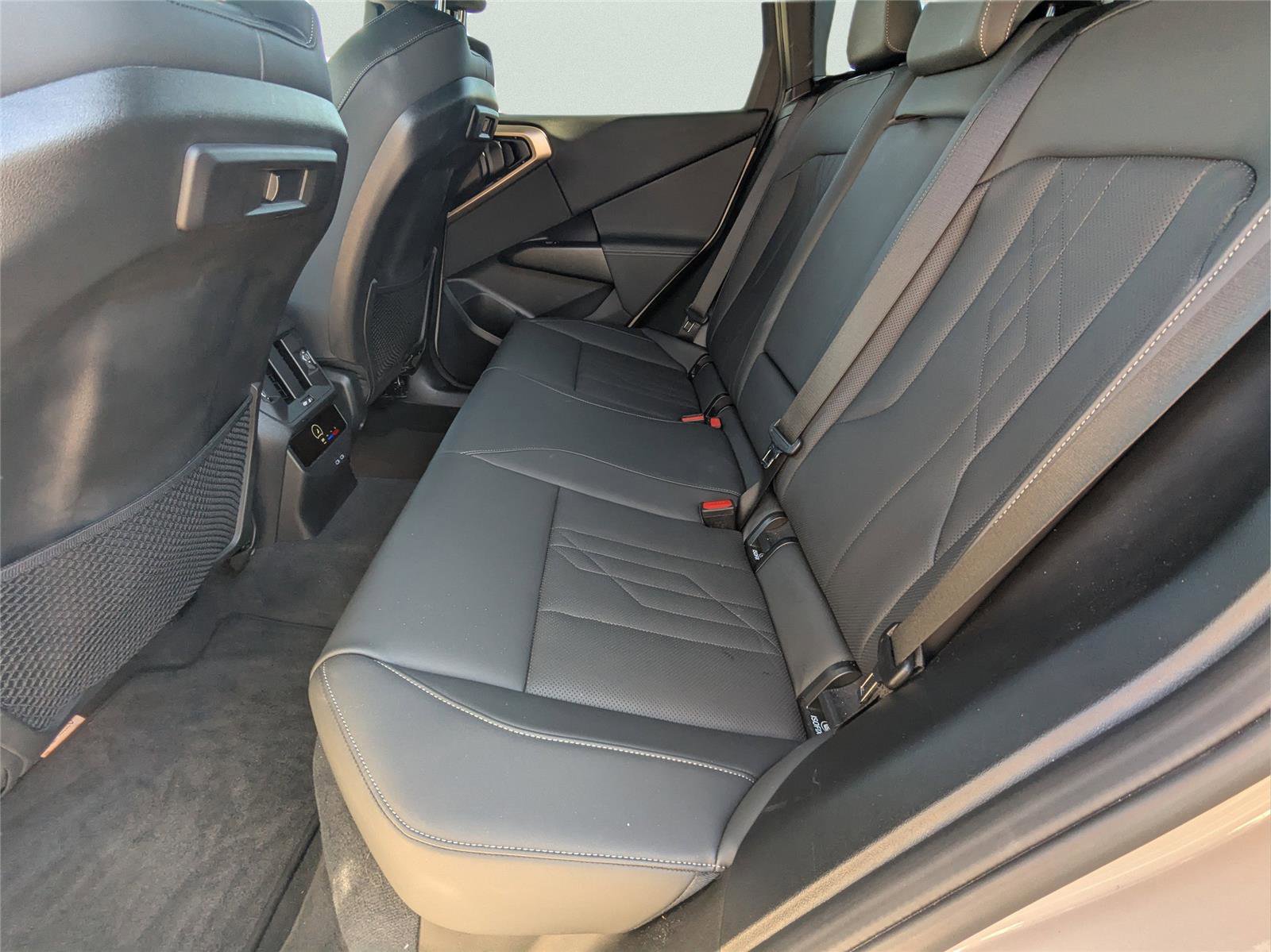 Used 2025 BMW X3 xDrive30i w/ Premium Package image 13