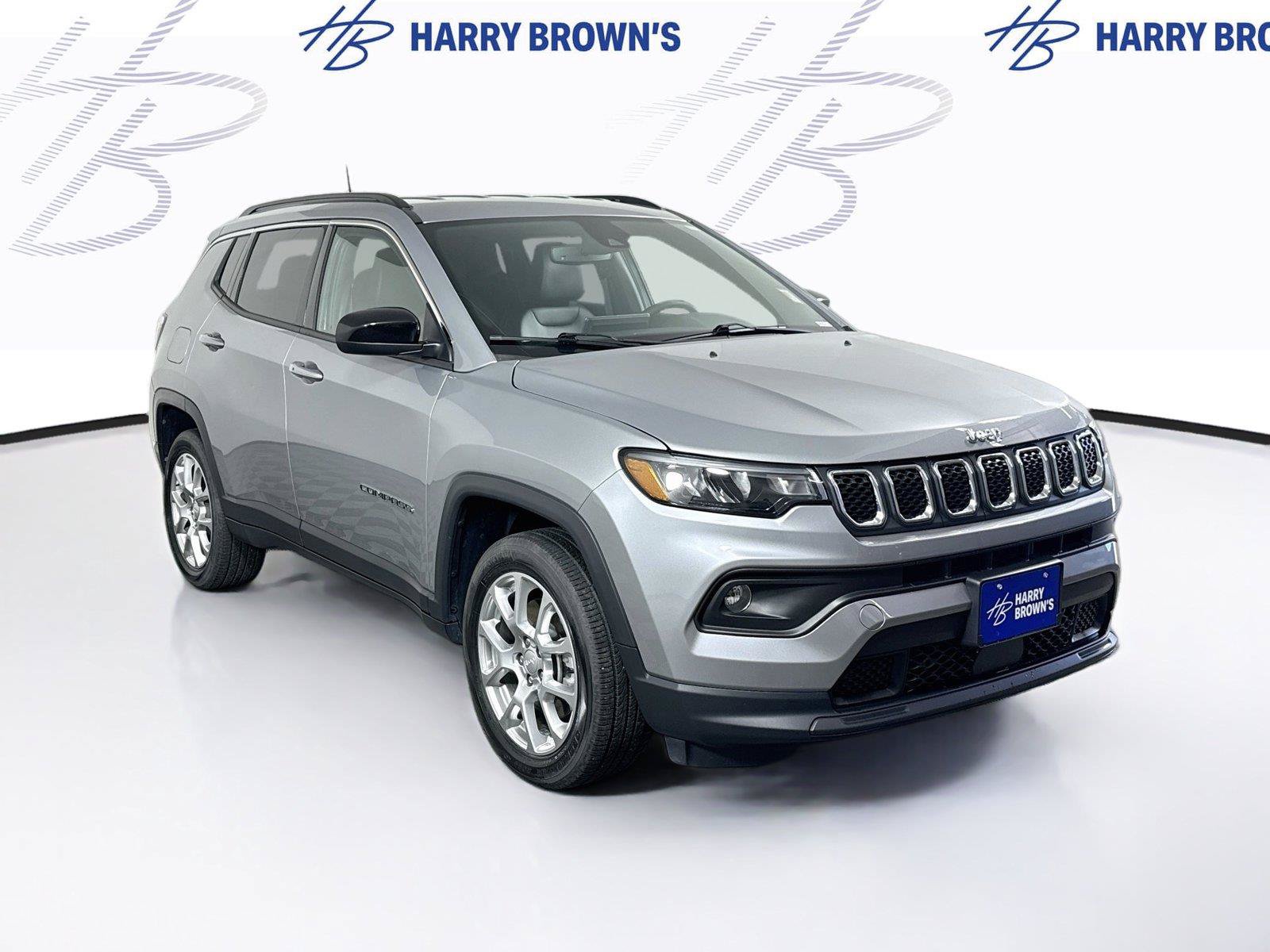Used 2023 Jeep Compass Latitude AWD/4WD image 24