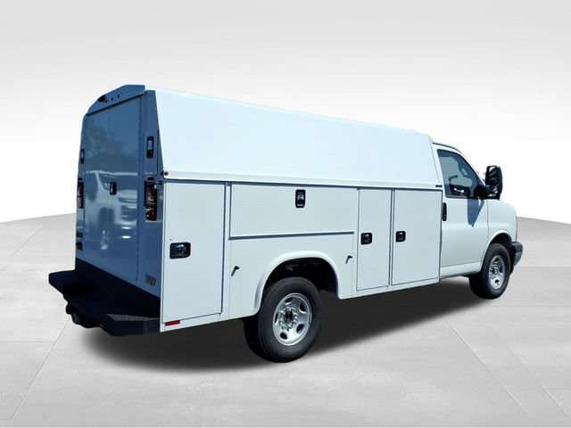 New 2026 Chevrolet Express 3500 w/ Power Convenience Package RWD image 3