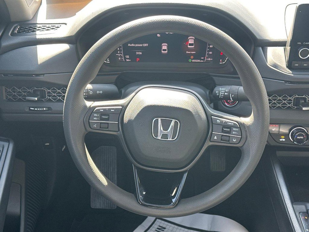 Used 2023 Honda Accord EX image 11