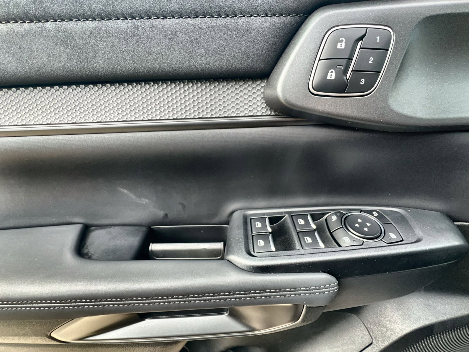 New 2025 Ford Ranger Raptor image 15