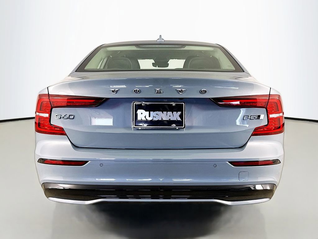 Used 2023 Volvo S60 B5 Ultimate w/ Climate Package image 6