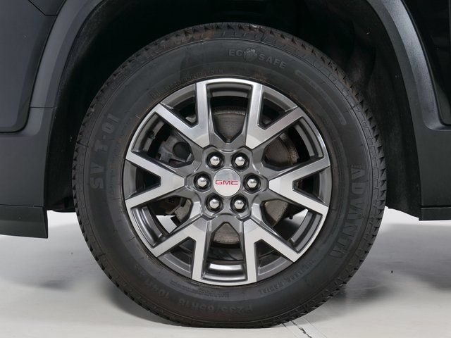 Used 2023 GMC Acadia SLE FWD image 9