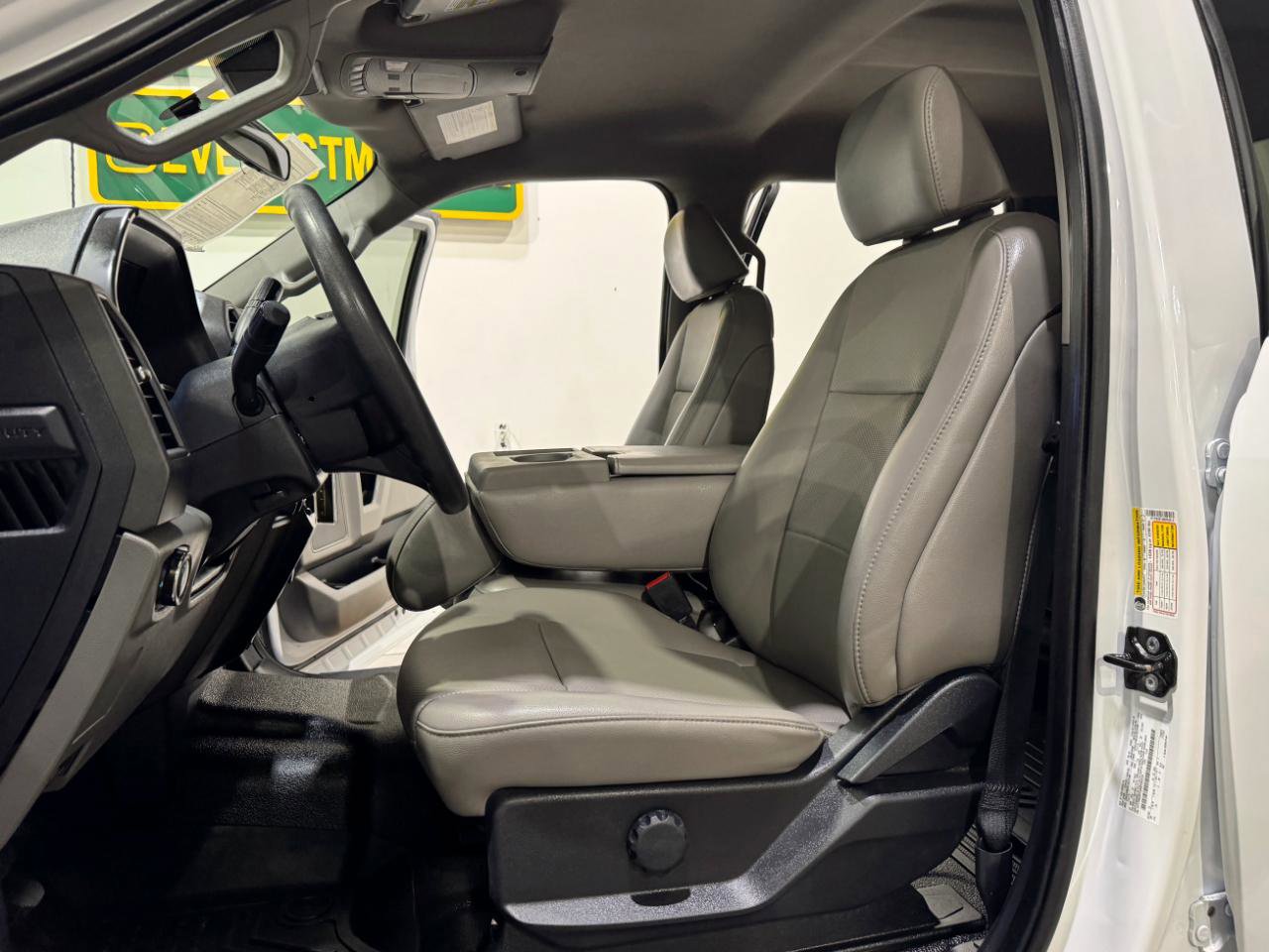 Used 2022 Ford F250 XL w/ Power Equipment Group AWD/4WD image 12