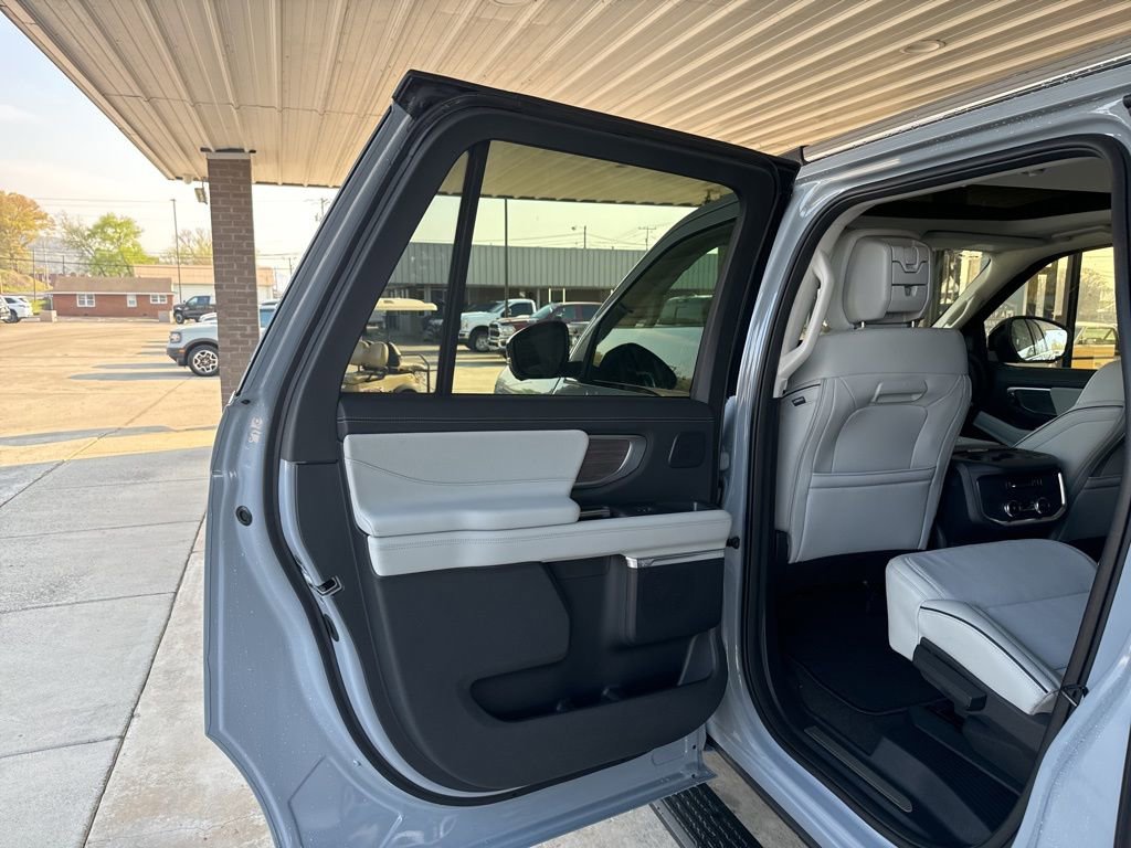 New 2026 Ford Expedition Max Platinum w/ Platinum Ultimate Package image 20