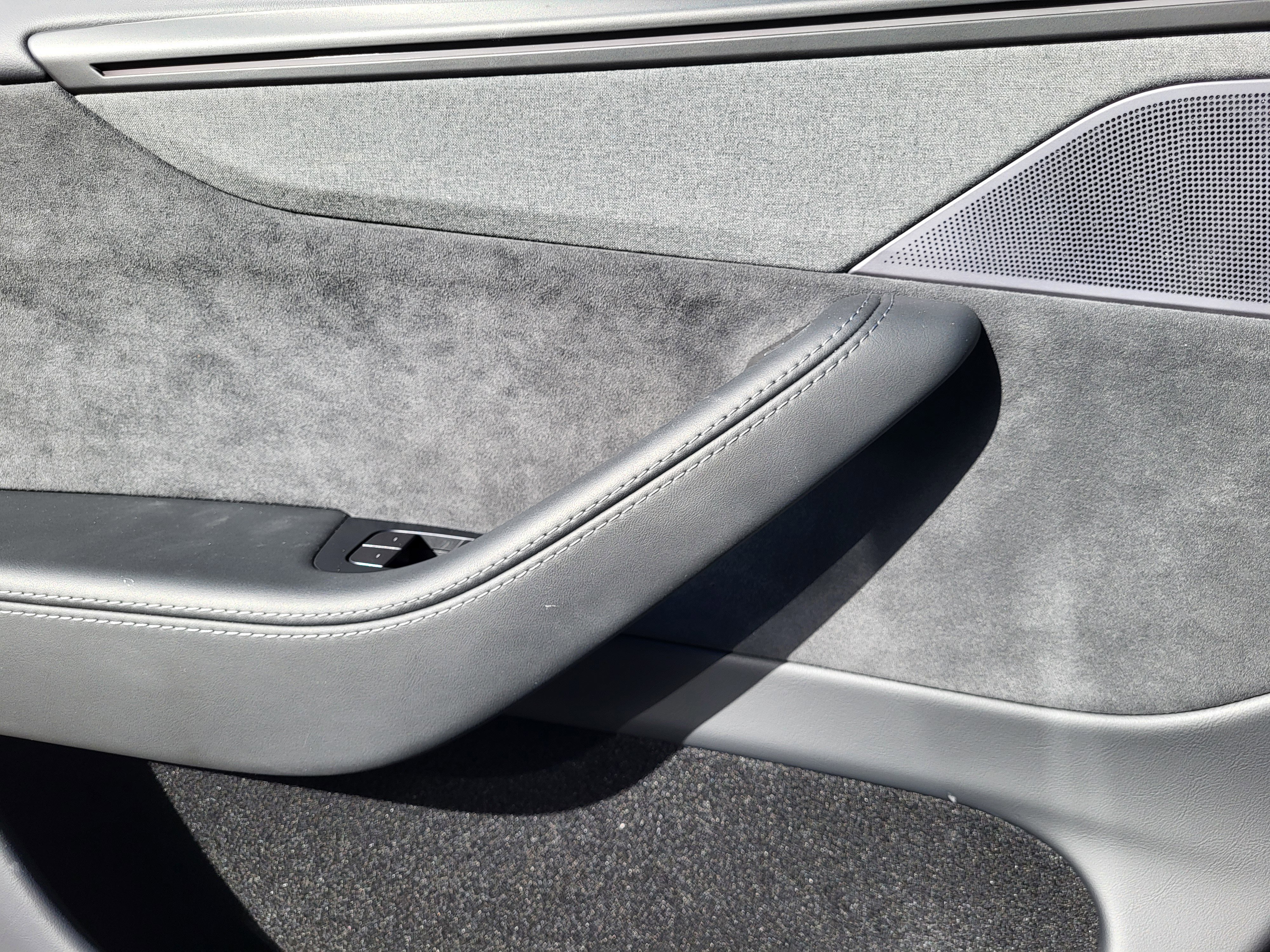 Used 2026 Tesla Model Y Long Range image 6