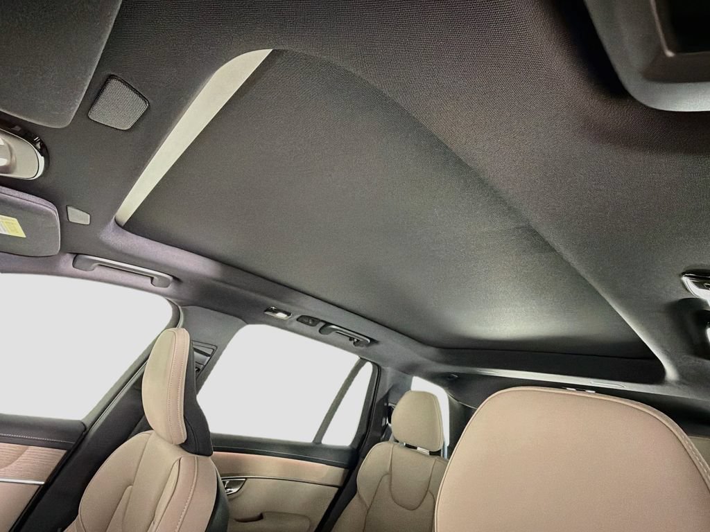 New 2026 Volvo XC90 B6 Core AWD/4WD image 22