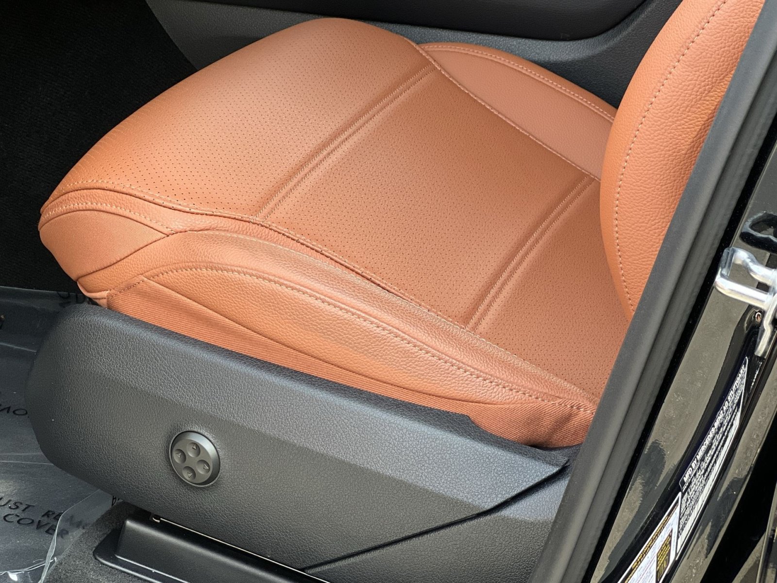 Certified 2026 Mercedes-Benz GLC 300 4MATIC image 19