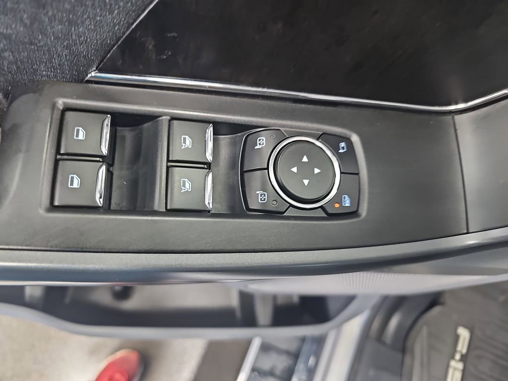 Used 2021 Ford F150 Lariat w/ Equipment Group 502A High AWD/4WD image 25