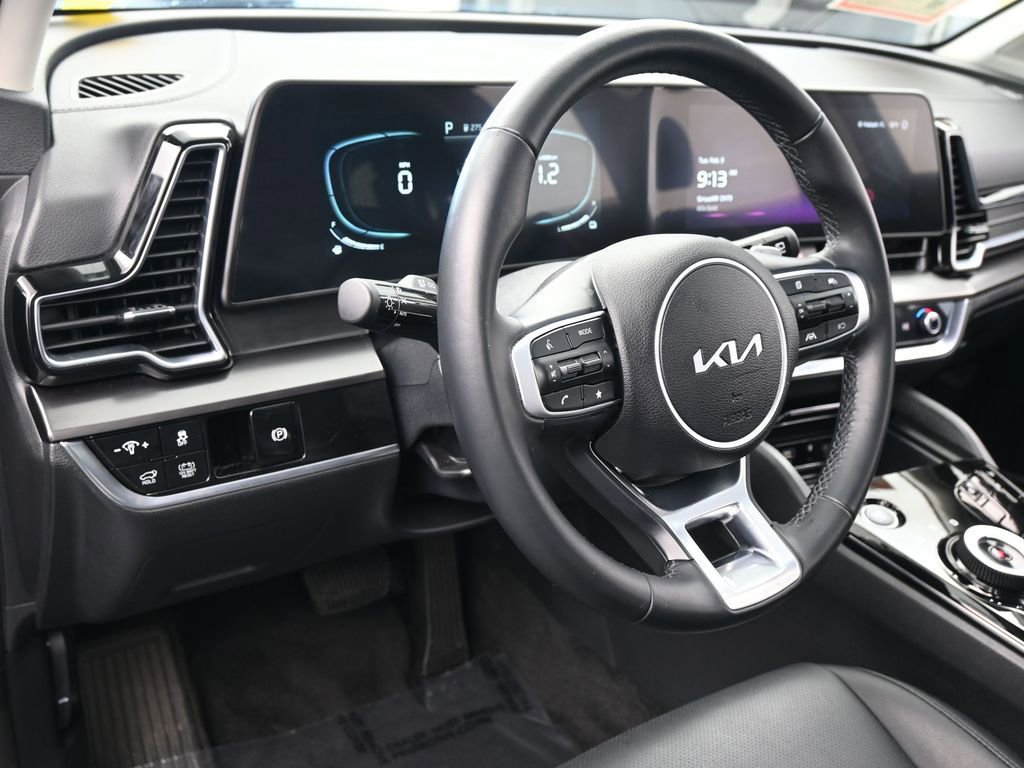 Used 2025 Kia Sportage EX w/ EX Premium Package image 15