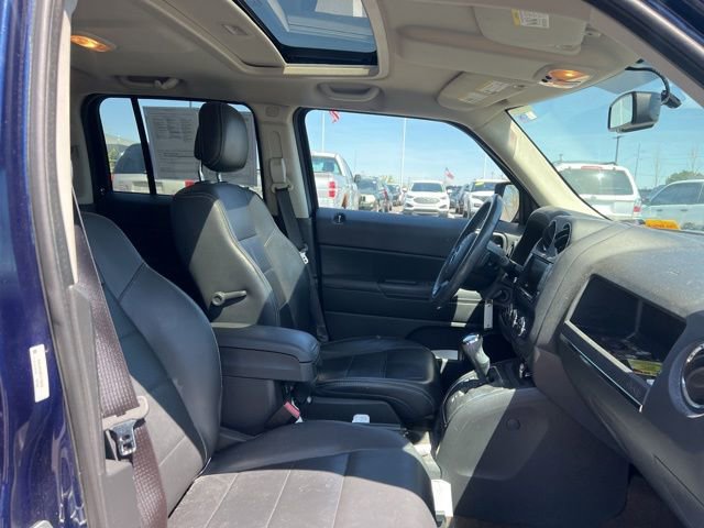 Used 2015 Jeep Patriot High Altitude FWD image 10