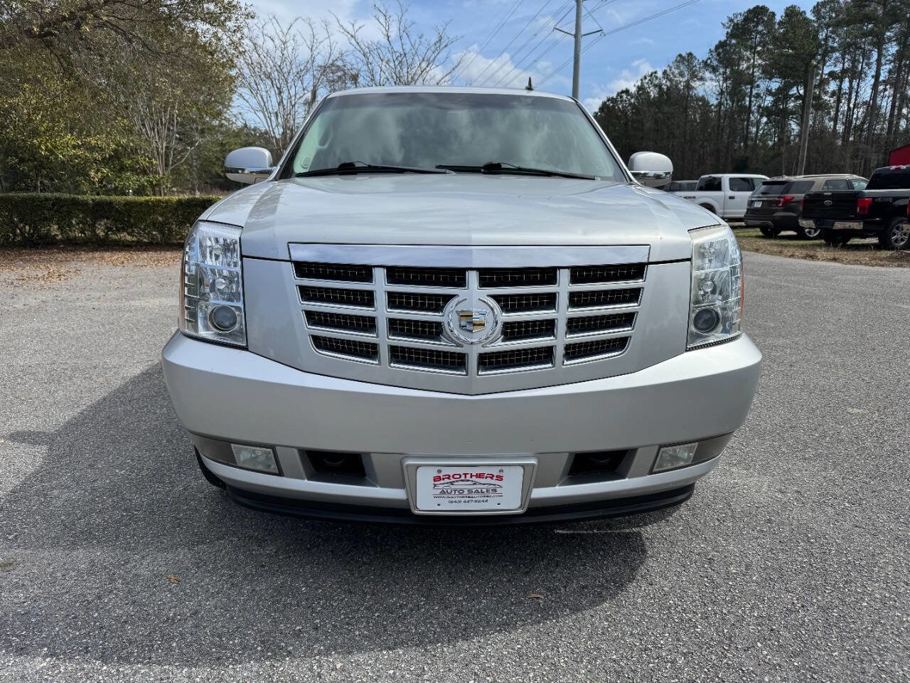 Used 2012 Cadillac Escalade Luxury image 26