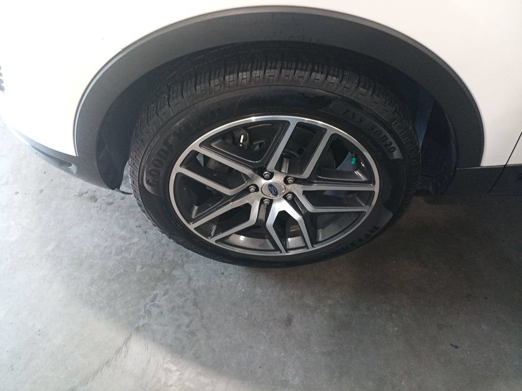 Used 2019 Ford Explorer Sport w/ Equipment Group 401A AWD/4WD image 10