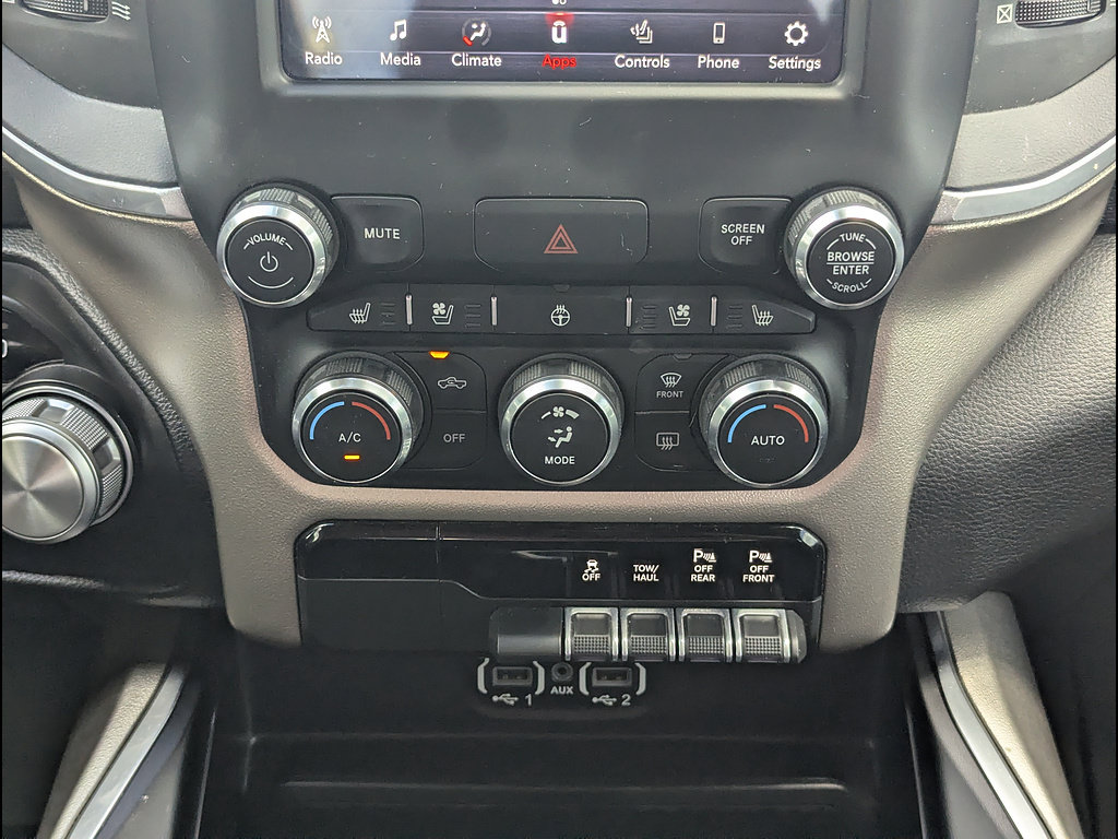 Used 2020 RAM 1500 Laramie AWD/4WD image 33