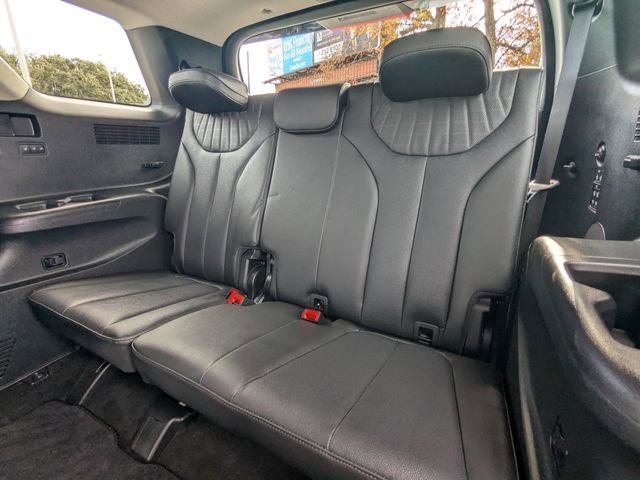 Used 2024 Hyundai Palisade Limited image 18