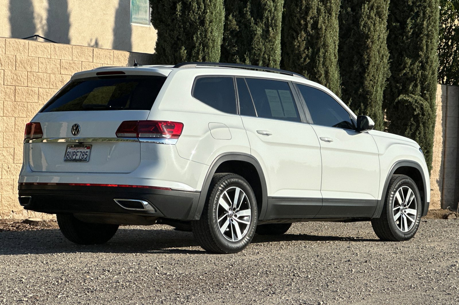 Certified 2021 Volkswagen Atlas SE image 4