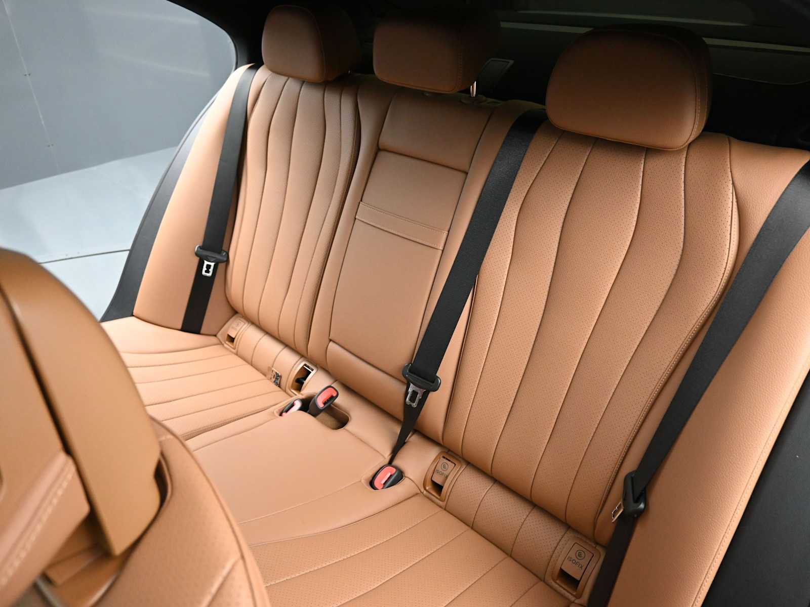 Used 2025 Mercedes-Benz E 450 4MATIC Sedan image 18