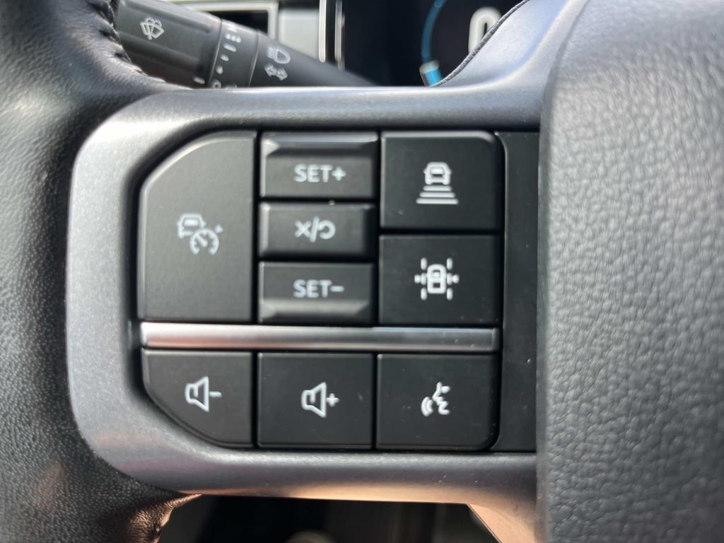 Certified 2023 Ford F150 Lariat w/ Equipment Group 502A High AWD/4WD image 33