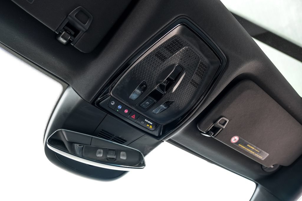 Used 2023 Cadillac Lyriq AWD image 29