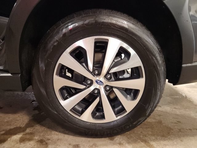 Used 2025 Subaru Outback Premium AWD/4WD image 25
