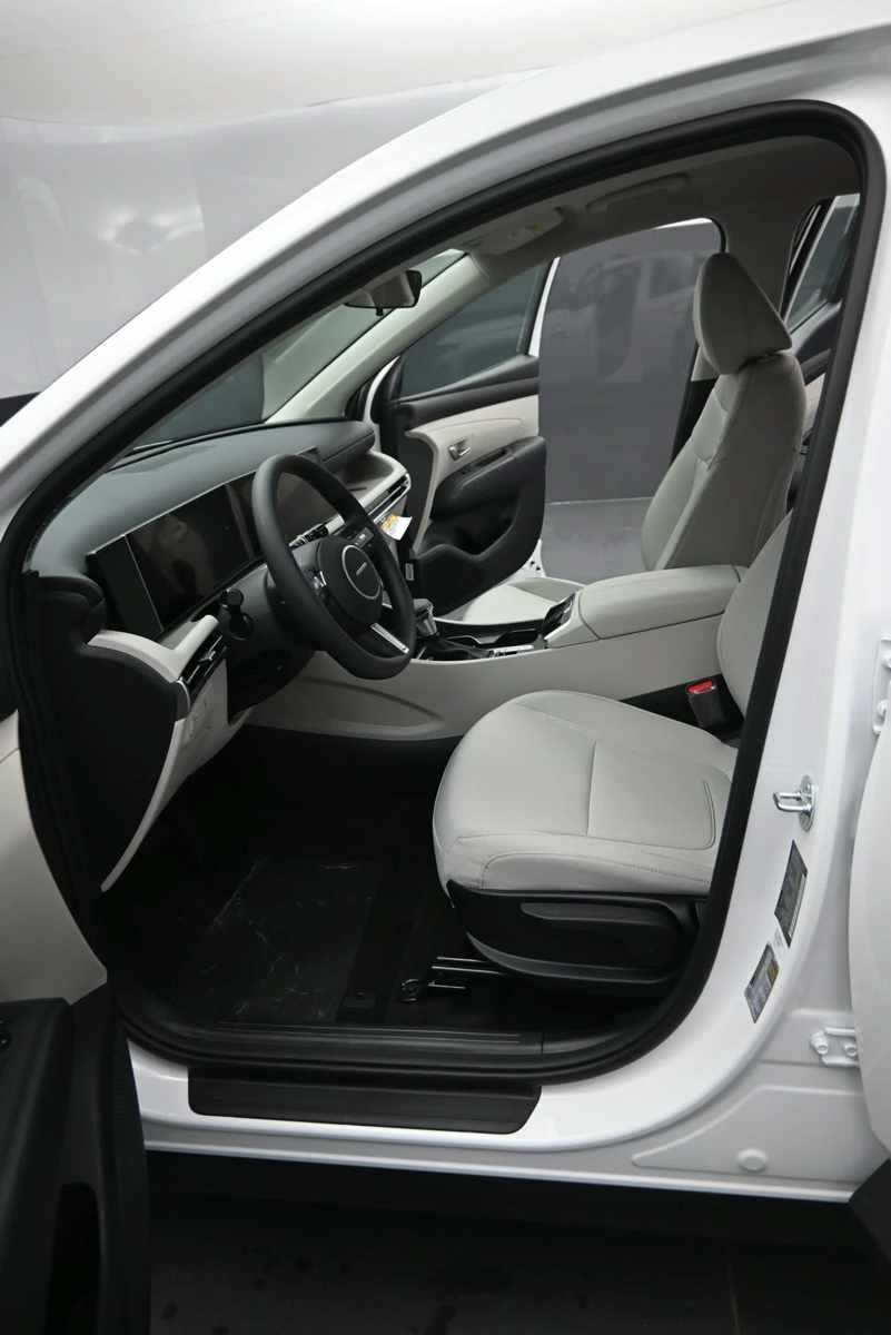 New 2026 Hyundai Tucson SE AWD/4WD image 16