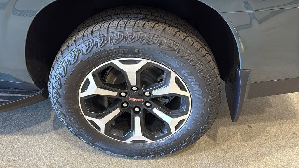 New 2026 GMC Yukon XL AT4 w/ AT4 Preferred Package AWD/4WD image 10