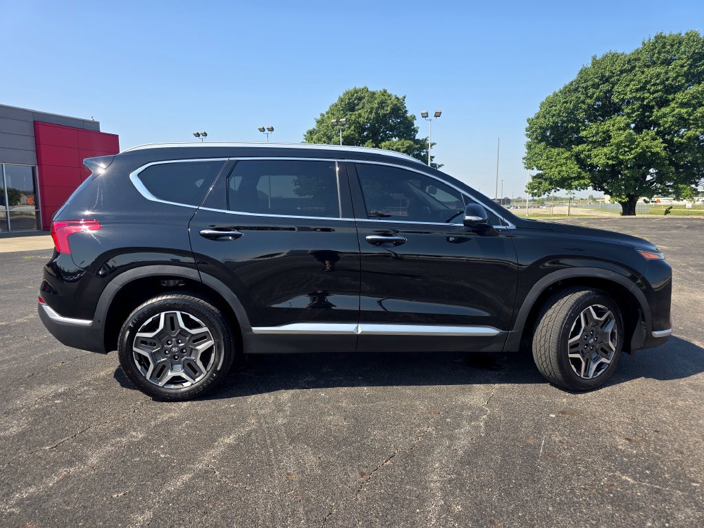 Used 2021 Hyundai Santa Fe Limited AWD/4WD image 17