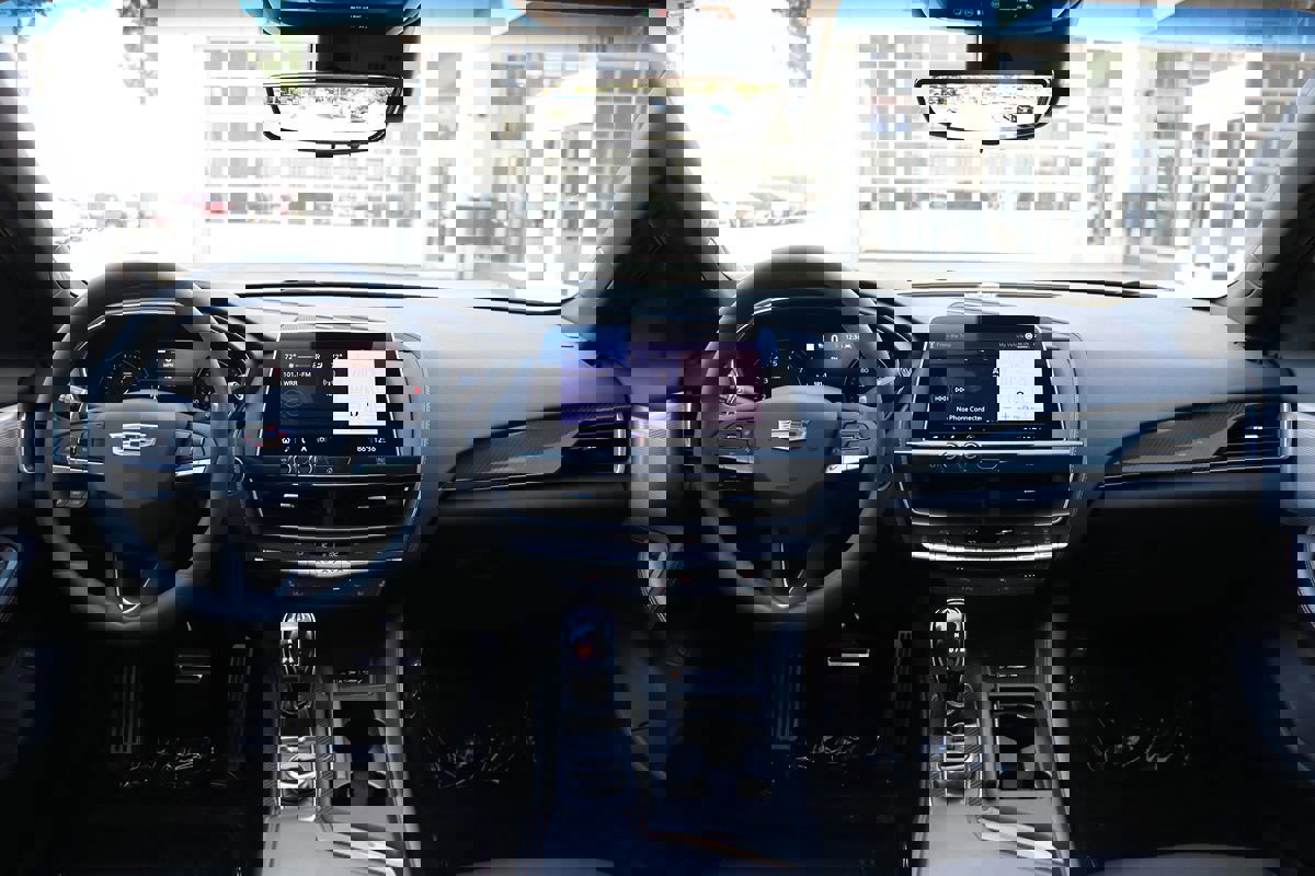 Used 2020 Cadillac CT5 V w/ Premium Package image 15