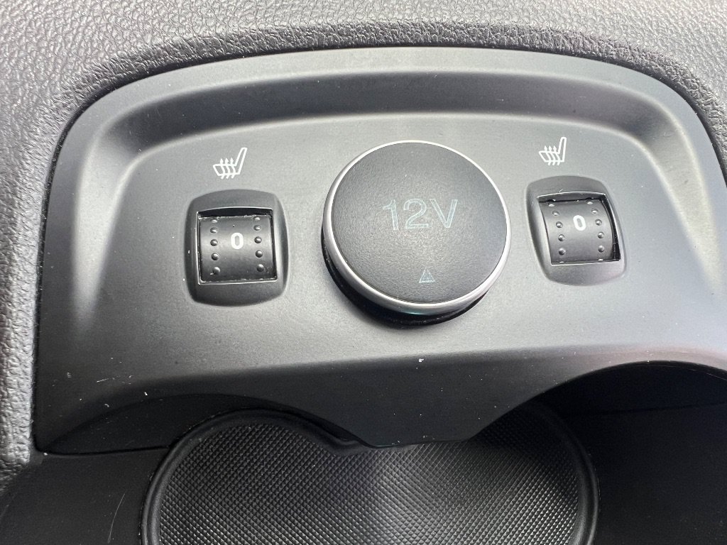 Used 2014 Ford Focus Titanium FWD image 28