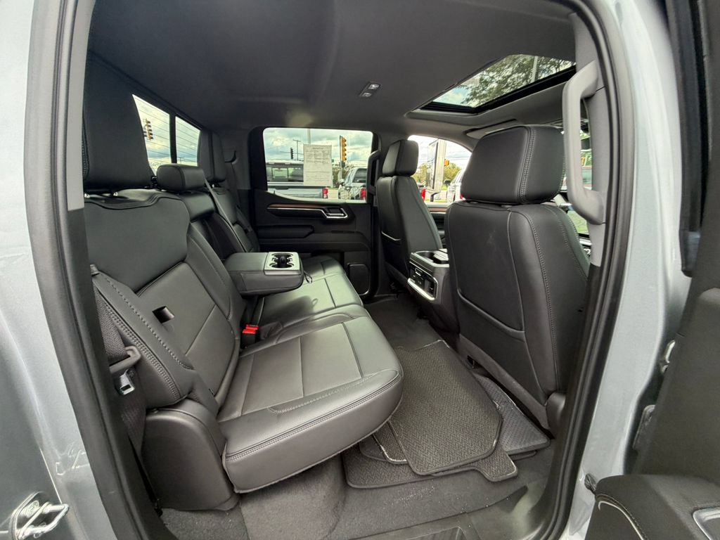 Certified 2024 GMC Sierra 1500 Denali AWD/4WD image 11