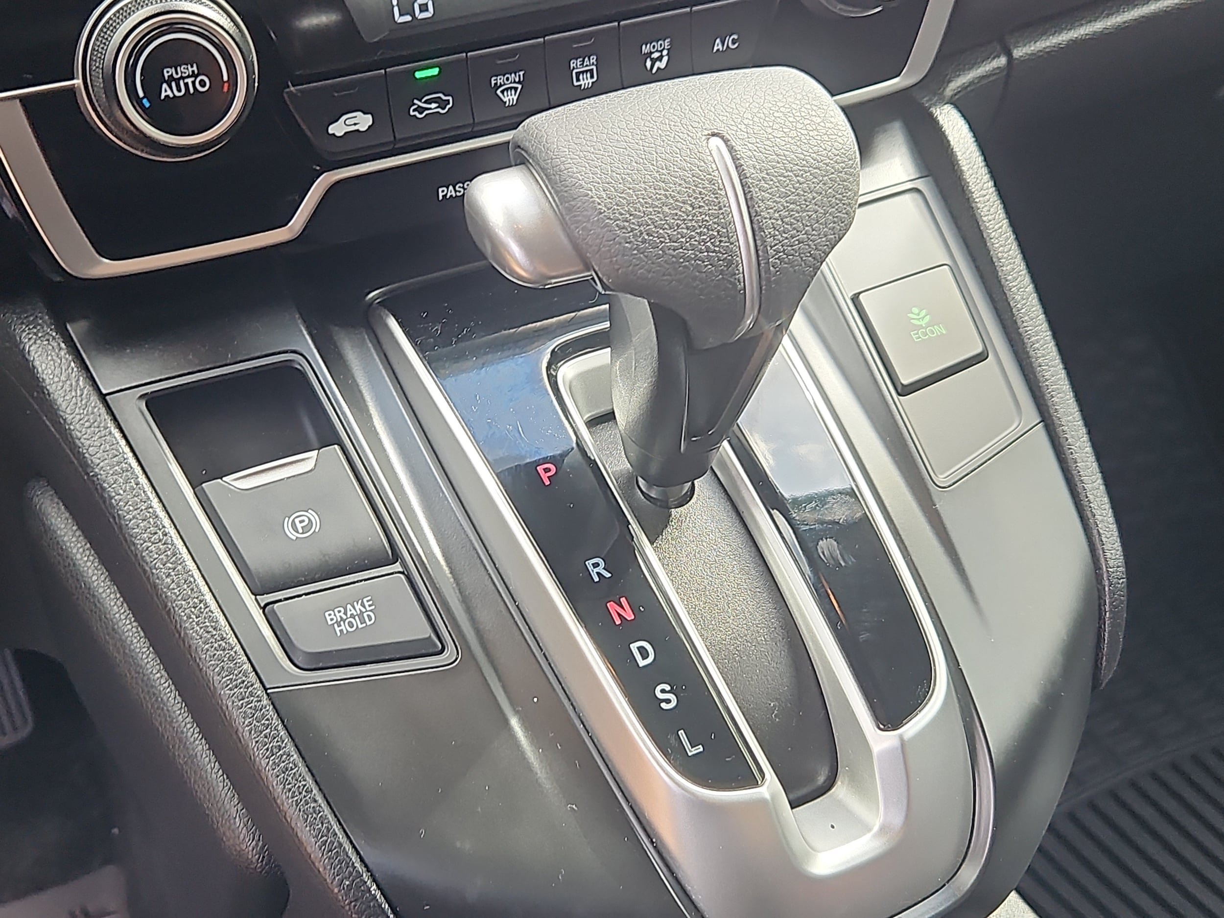 Used 2019 Honda CR-V LX image 14