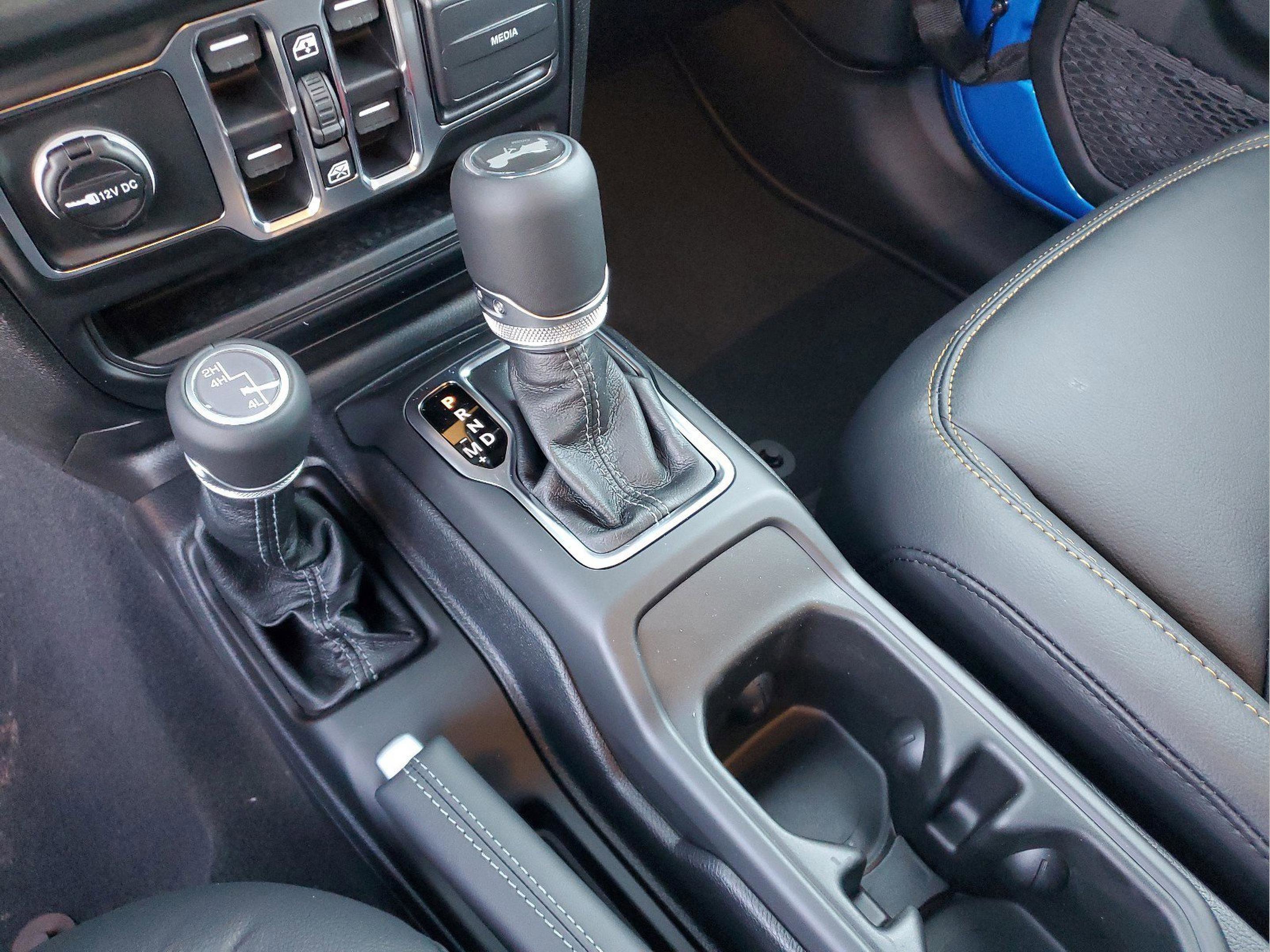 New 2026 Jeep Wrangler Unlimited Sahara AWD/4WD image 20