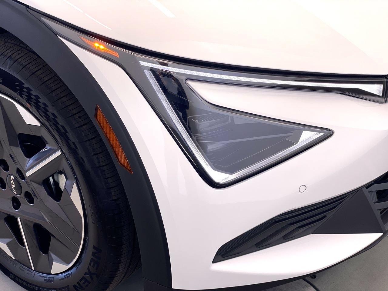New 2026 Kia EV6 Light RWD image 11