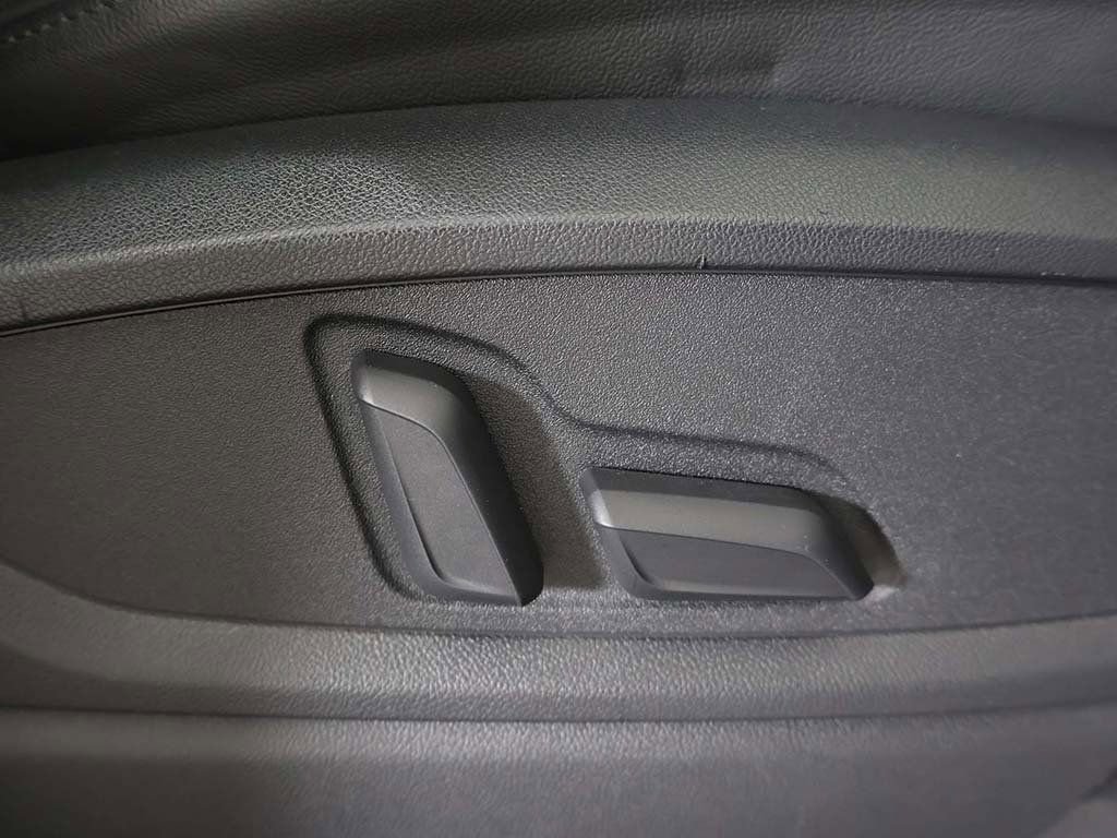 Used 2023 Audi Q5 2.0T Premium w/ Convenience Package image 35