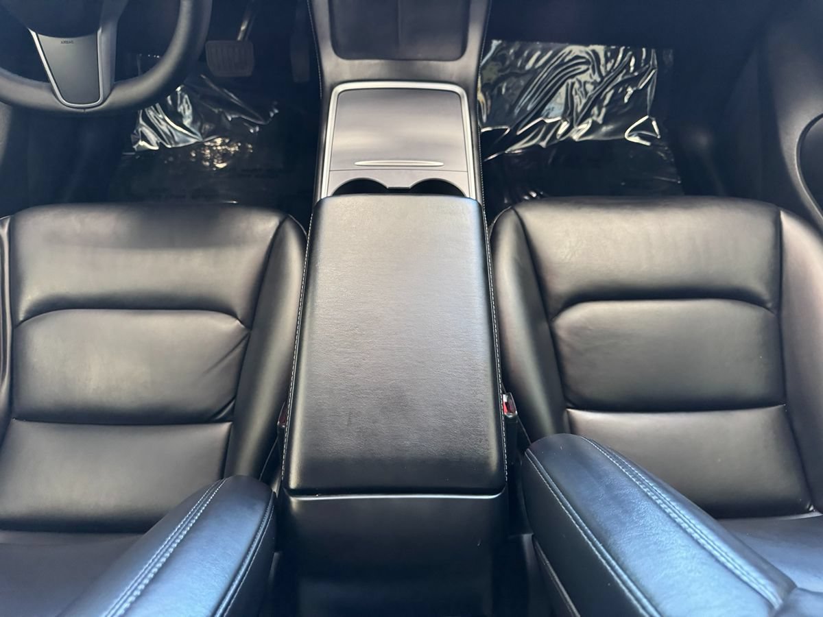 Used 2021 Tesla Model Y Long Range AWD/4WD image 20