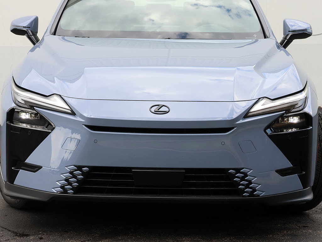 New 2026 Lexus ES 350h AWD w/ Convenience Package image 6