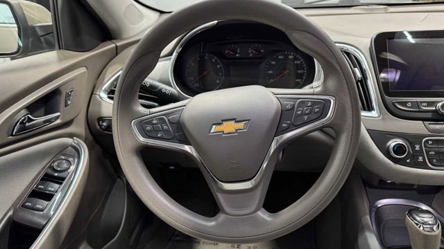 Used 2020 Chevrolet Malibu LT image 19