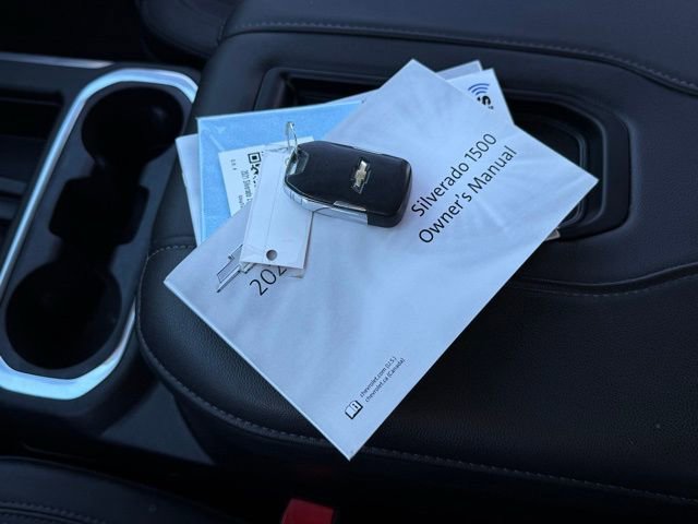 Used 2021 Chevrolet Silverado 1500 LTZ w/ Technology Package image 8