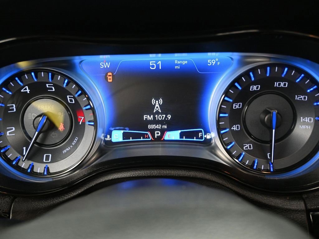 Used 2023 Chrysler 300 S image 21