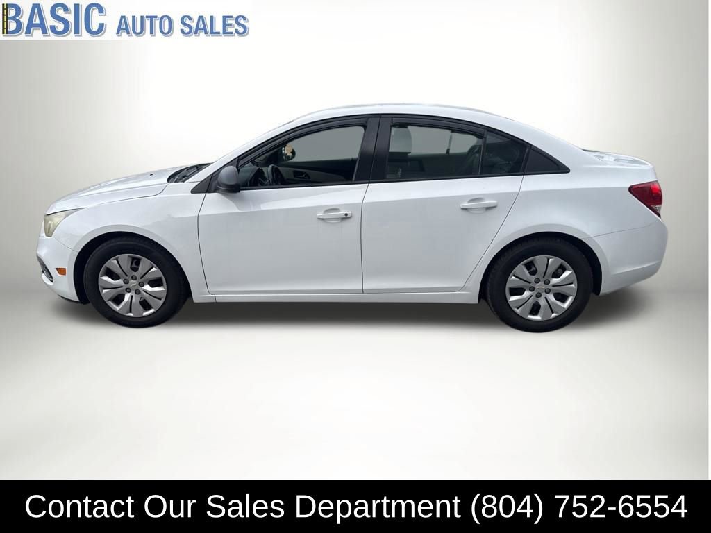 Used 2016 Chevrolet Cruze LS image 1