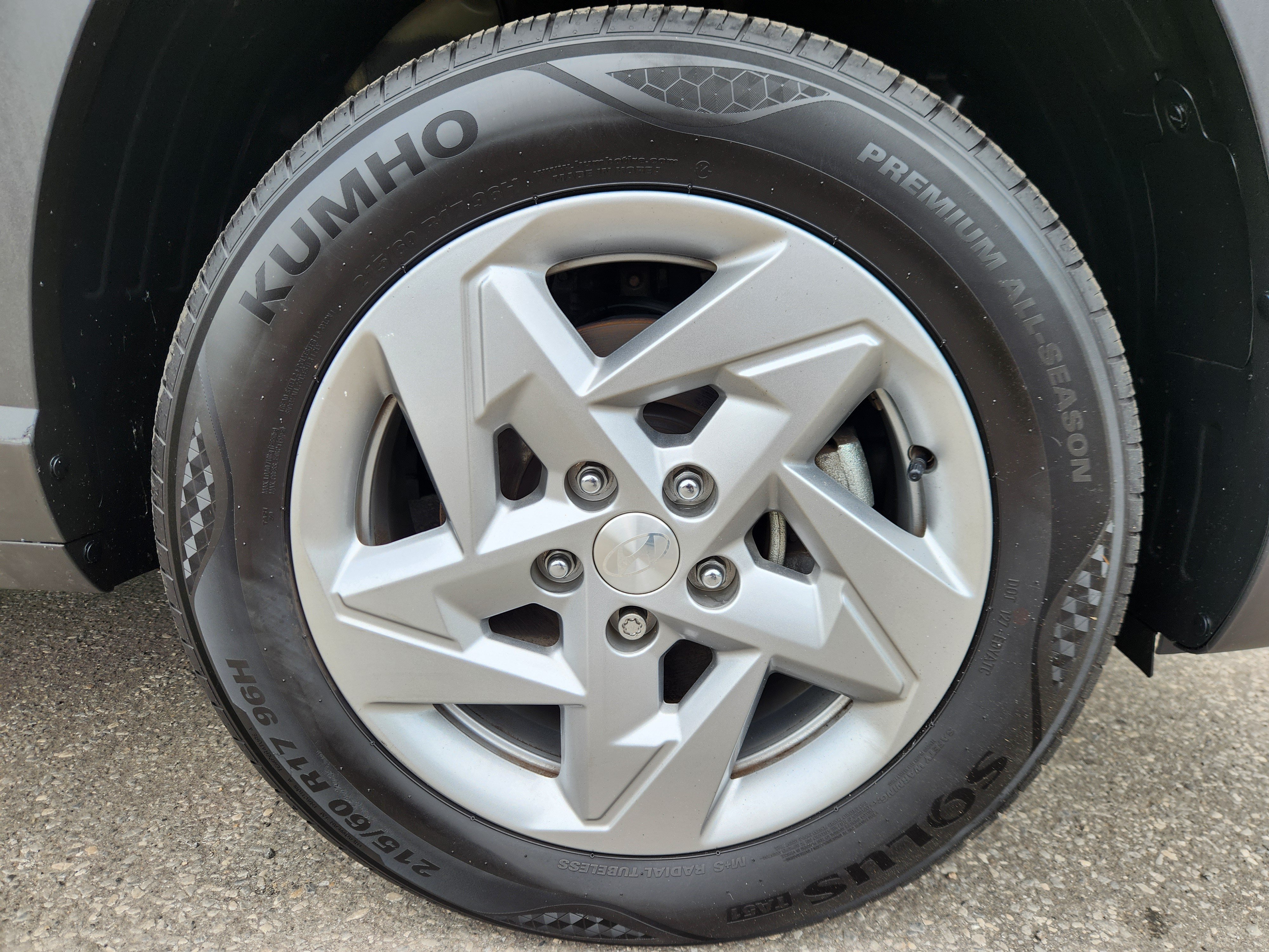 Certified 2024 Hyundai Kona SE AWD/4WD image 19
