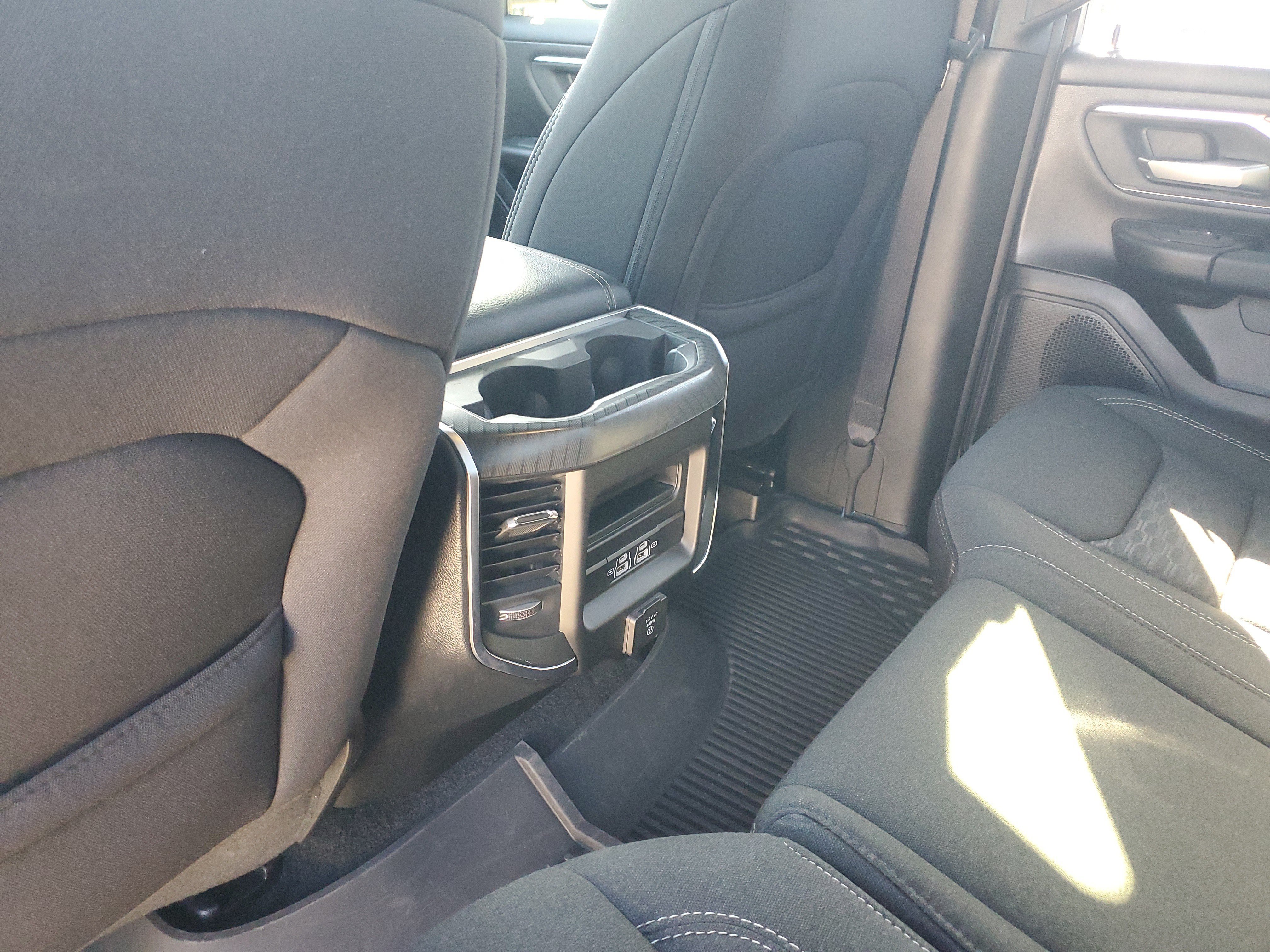 Used 2025 RAM 1500 Big Horn AWD/4WD image 15